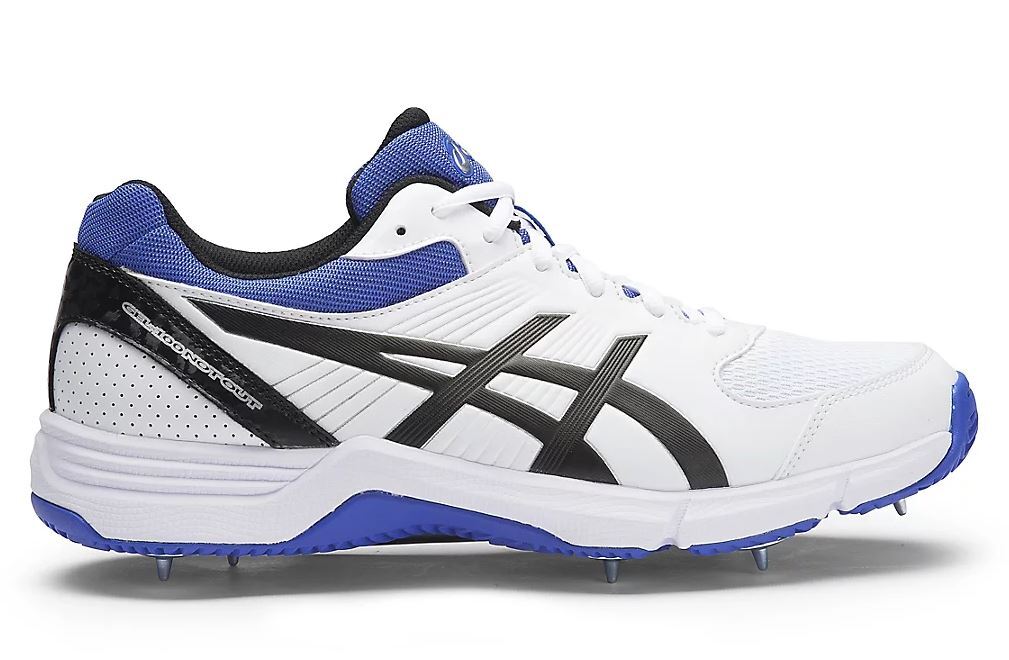 asics cricket trainers